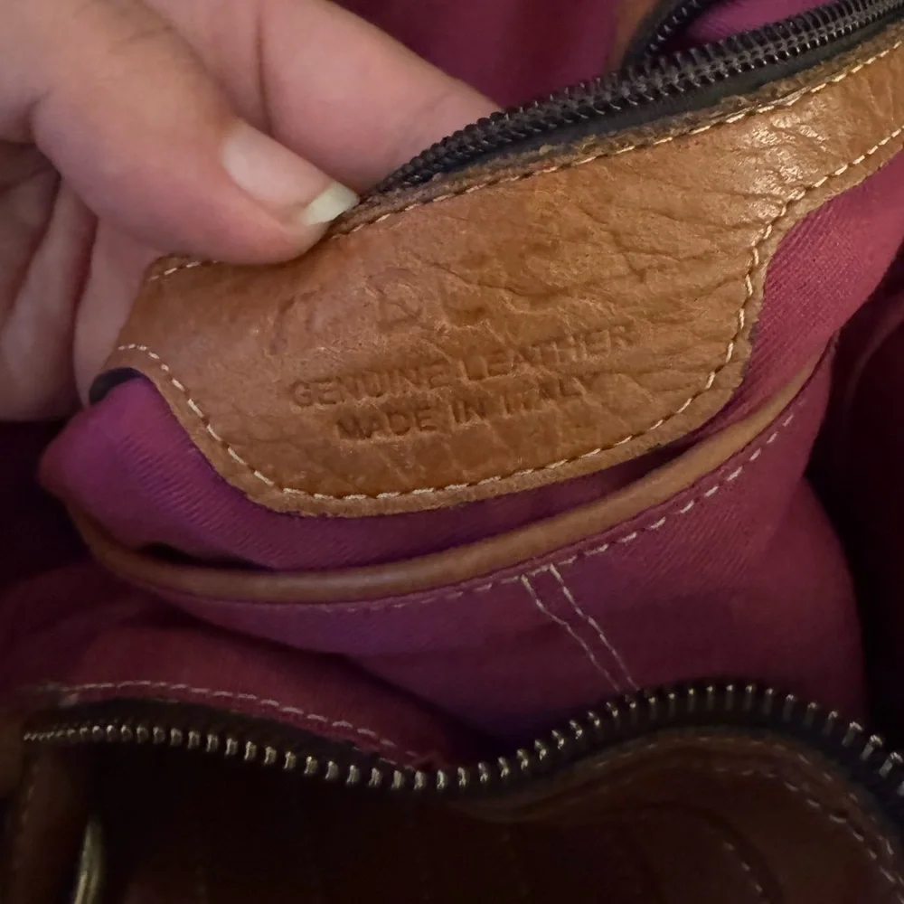 IL DUCA Tan Italian Leather Hobo Bag